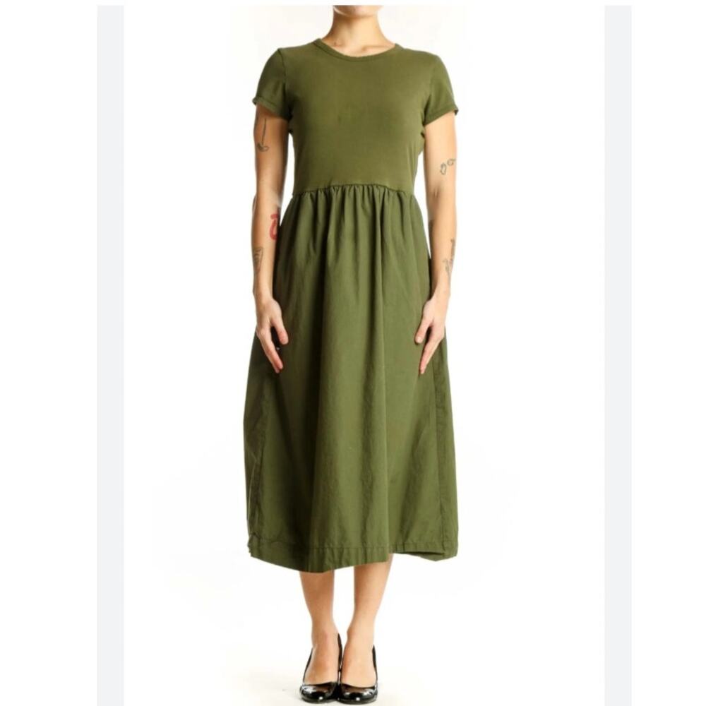 New olive green short sleeve midi dress size S
